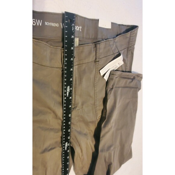 Westport Womens Boyfriend Pants NWT 16W Midrise Green Embroidered Signature Fit - Picture 6 of 8